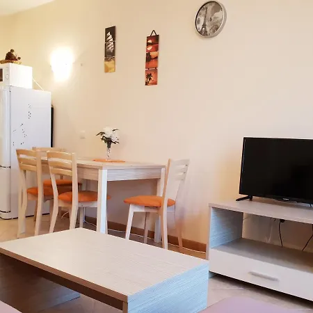 公寓 Apartament *